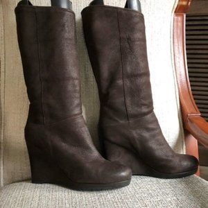 EUC Prada Calzature Donna boots 9 EU40